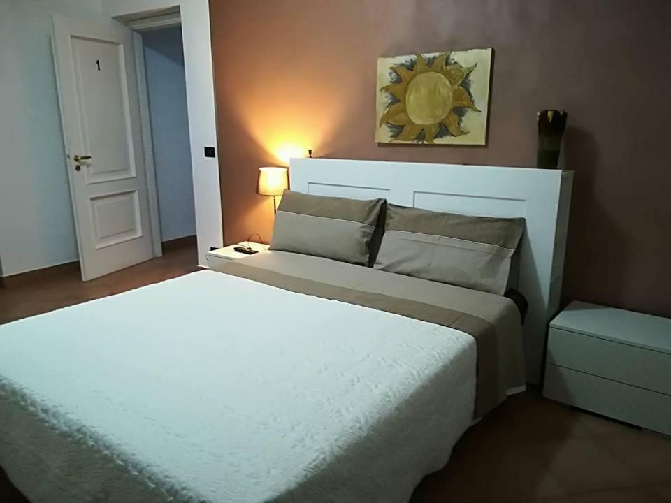 Bed and Breakfast Le Ginestre Caselle Torinese Exterior foto